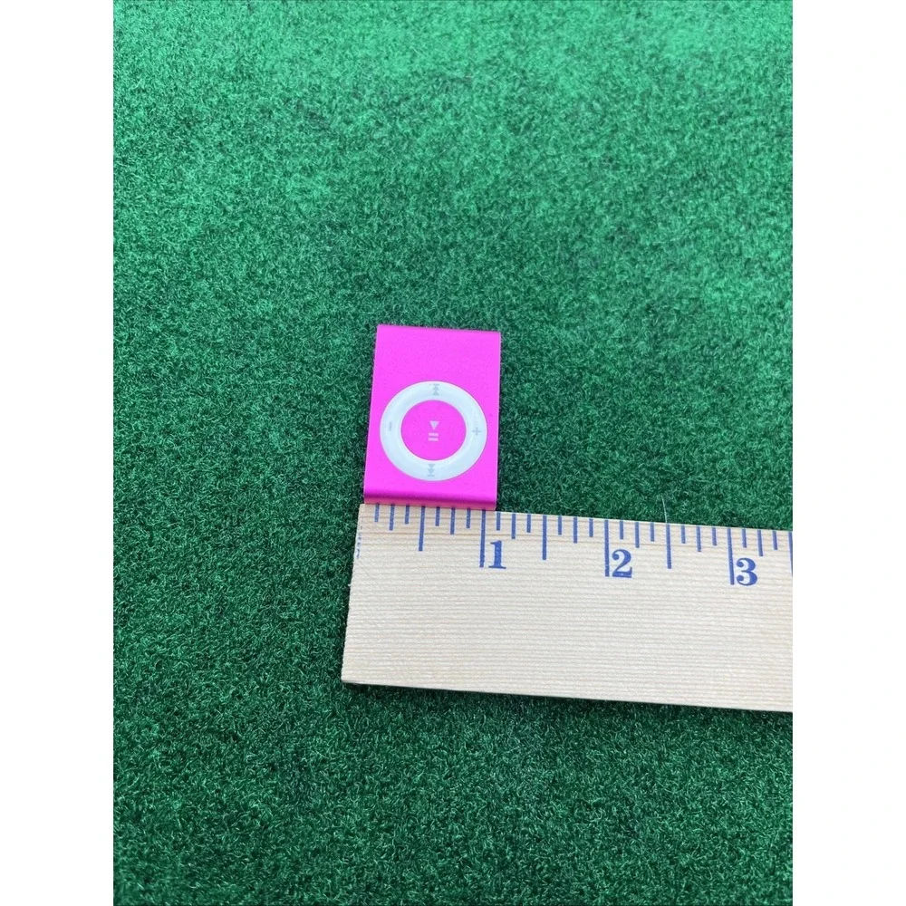 Apple iPod Shuffle 2nd Gen 1GB Pink MP3 Player with Headphone Jack